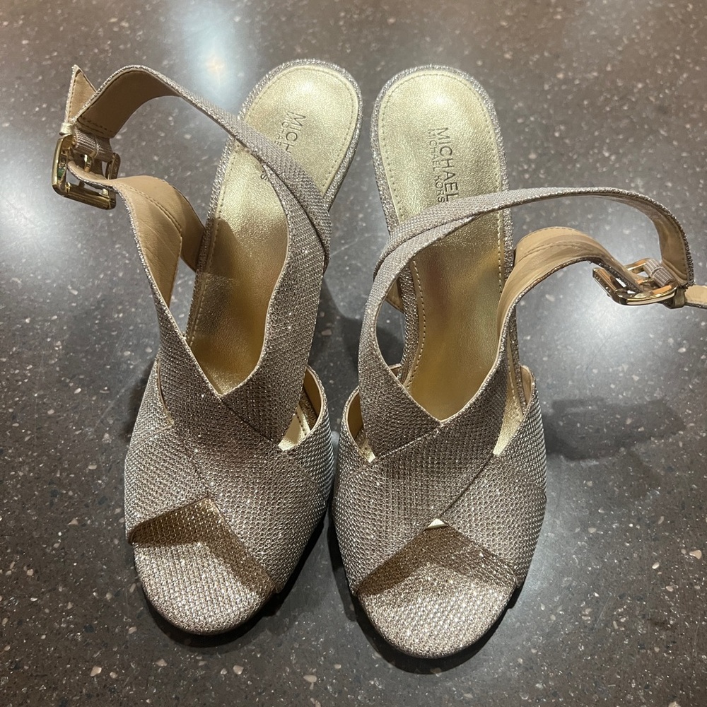 MICHAEL Michael Kors Becky 3.5” Glitter slingback w/peep toe Sandal